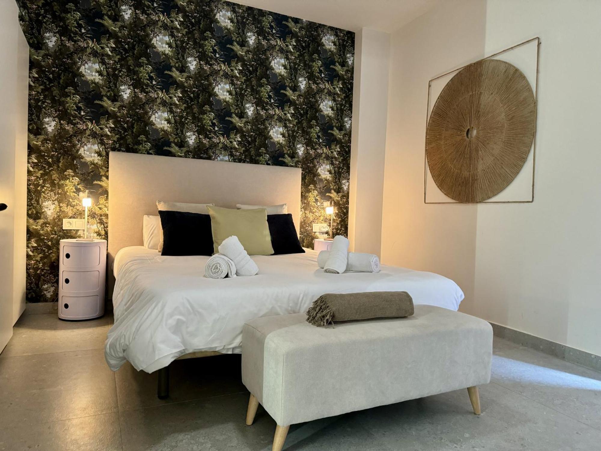 Modern Charm In Barrio Alicante