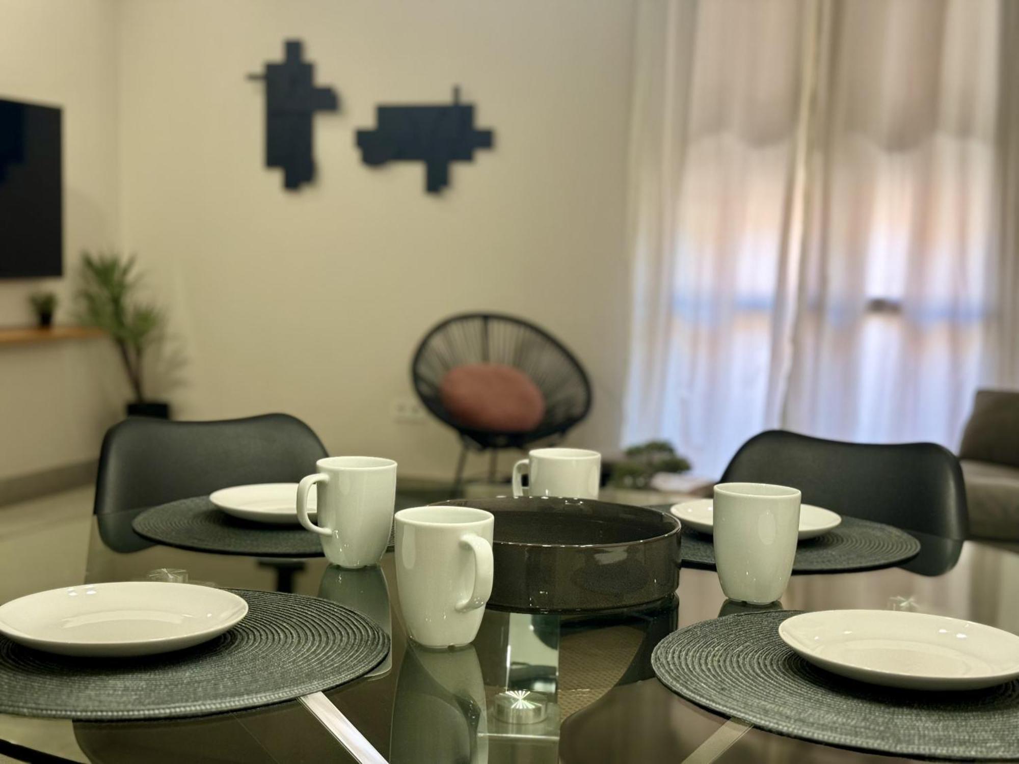 Modern Charm In Barrio Appartement