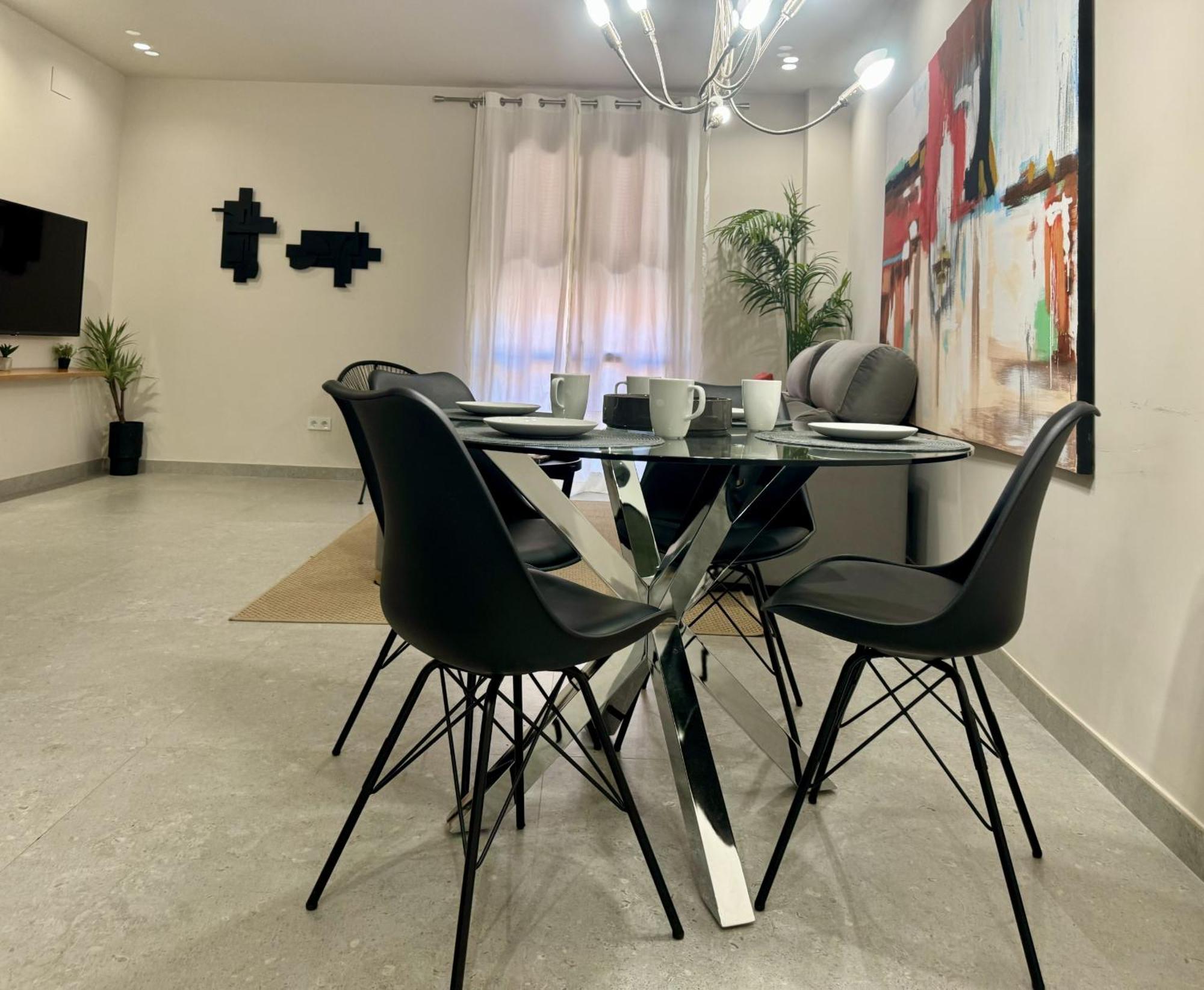 Appartement Modern Charm In Barrio Alicante